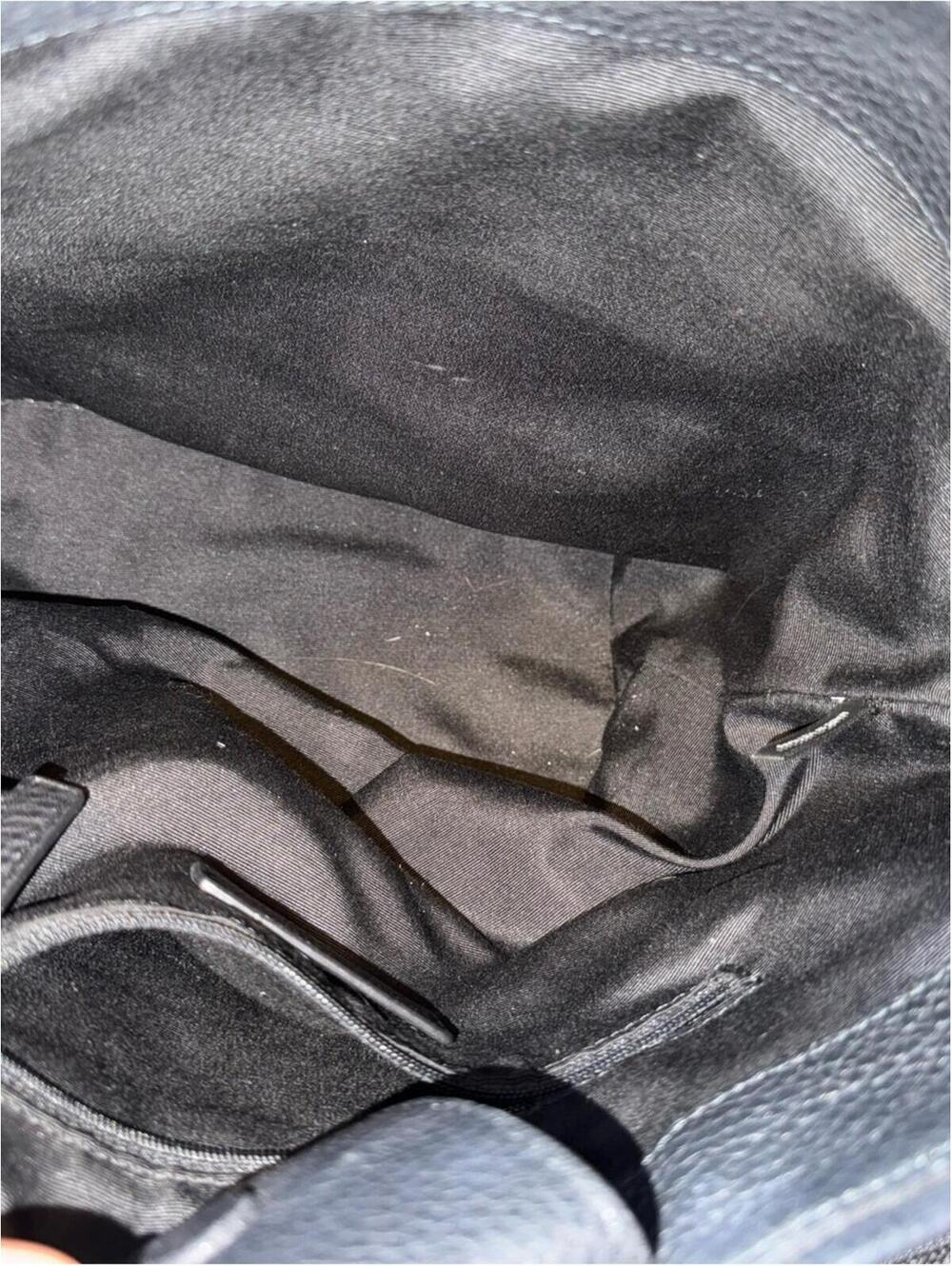Marc Jacobs Gotham Black Pebbled Leather Bucket Bag - Picture 13 of 13